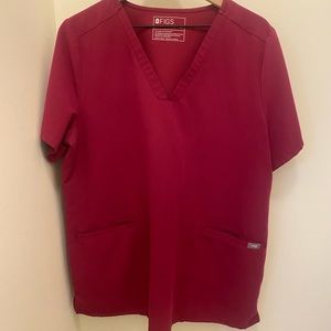 Figs rare dark magenta front pockets size xl scrub top
